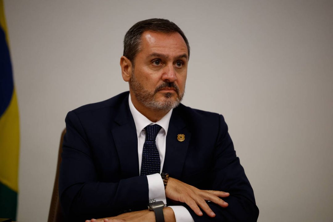 Não foi cooperação