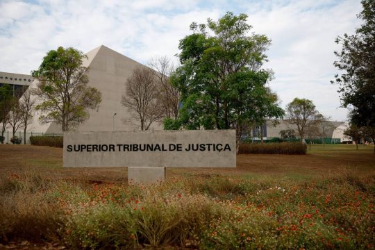 Cerco ao casal do STJ