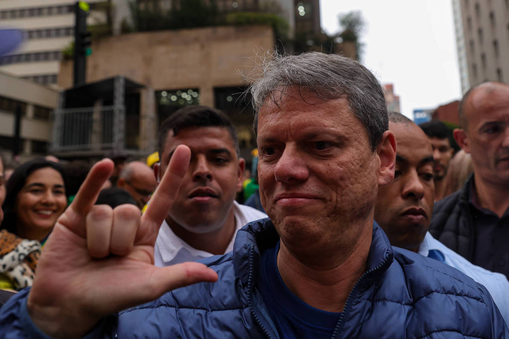 Palanque para Tarcísio