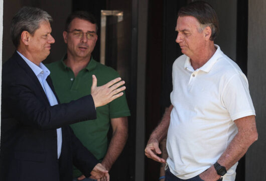 Flávio e Tarcísio não querem