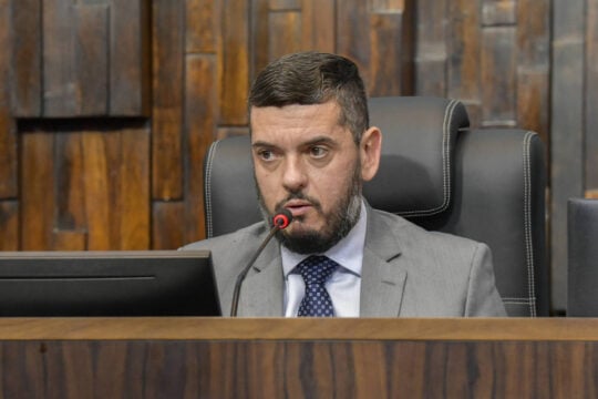 Unanimidade contra Bacellar