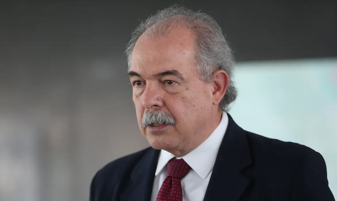 Empréstimo amigo de 1 bilhão