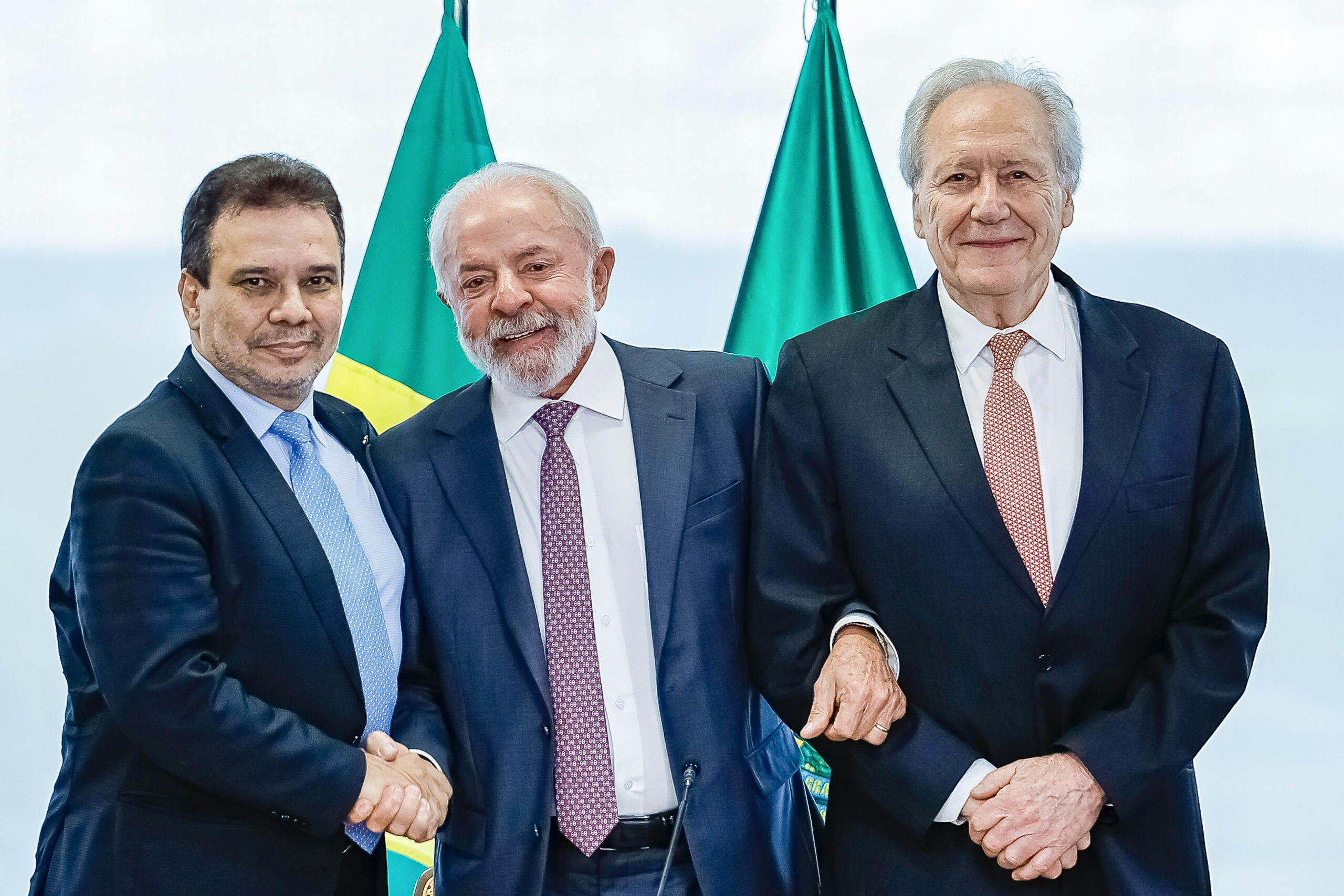 Sem grandes mudanças