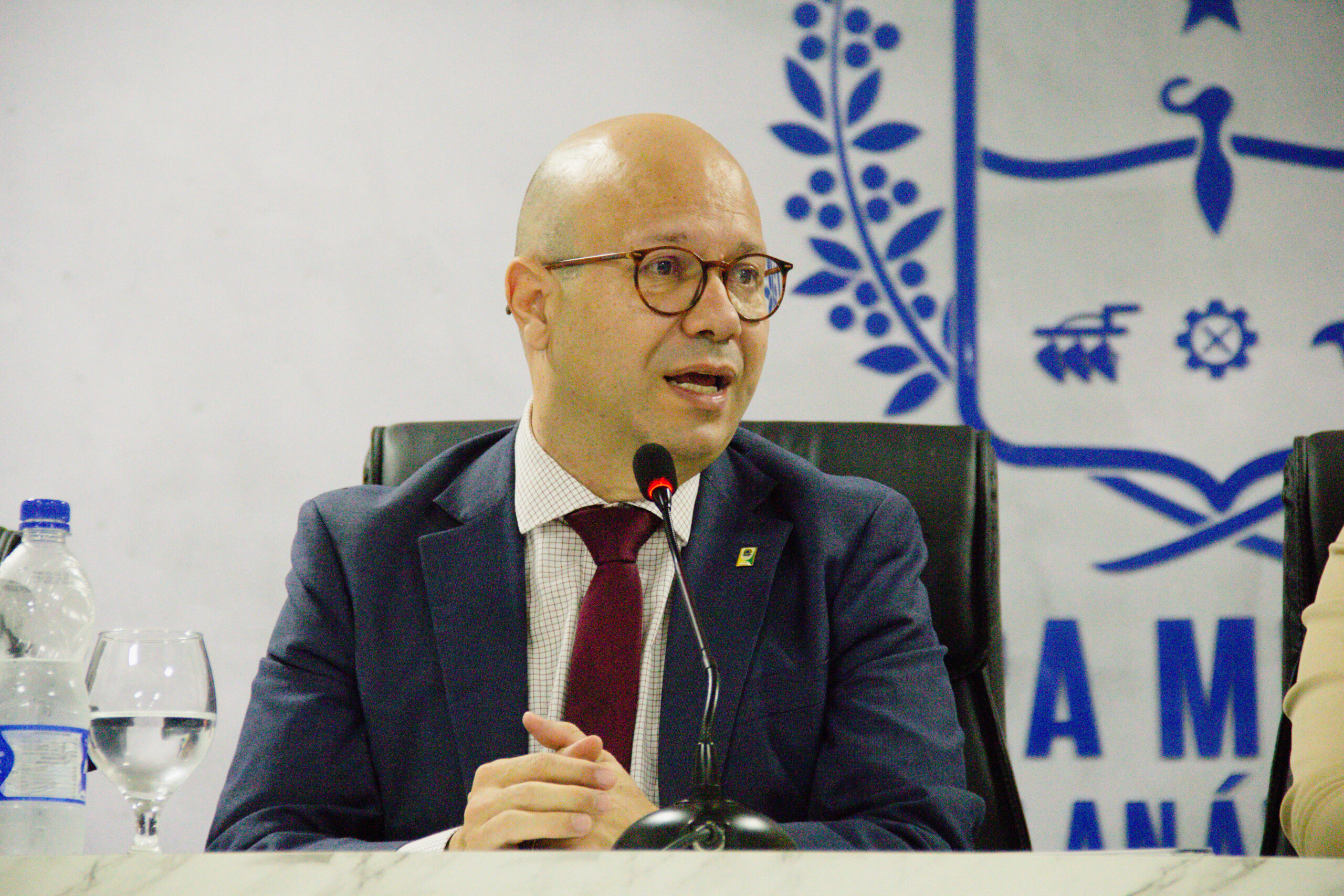 O ministro do Padilha