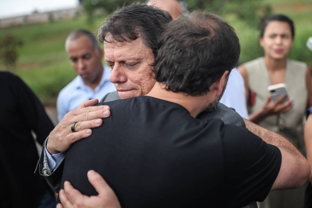 O que Tarcísio não disse a Bolsonaro