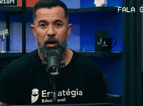 O revide do espião youtuber