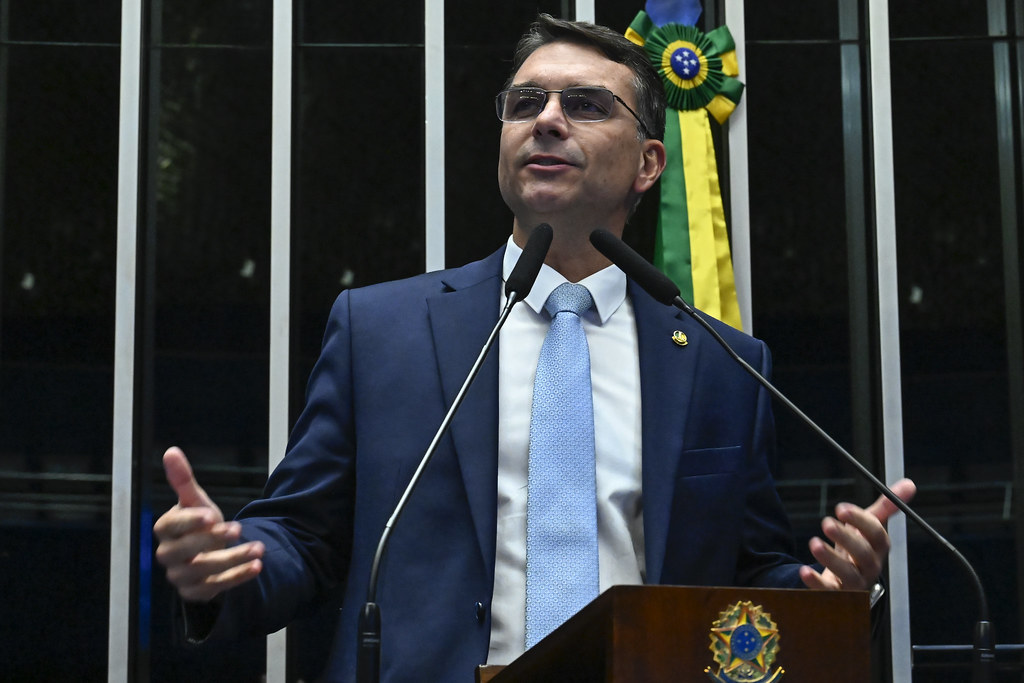 O adesivo do Flávio