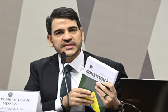 Bessias vai ao plenário