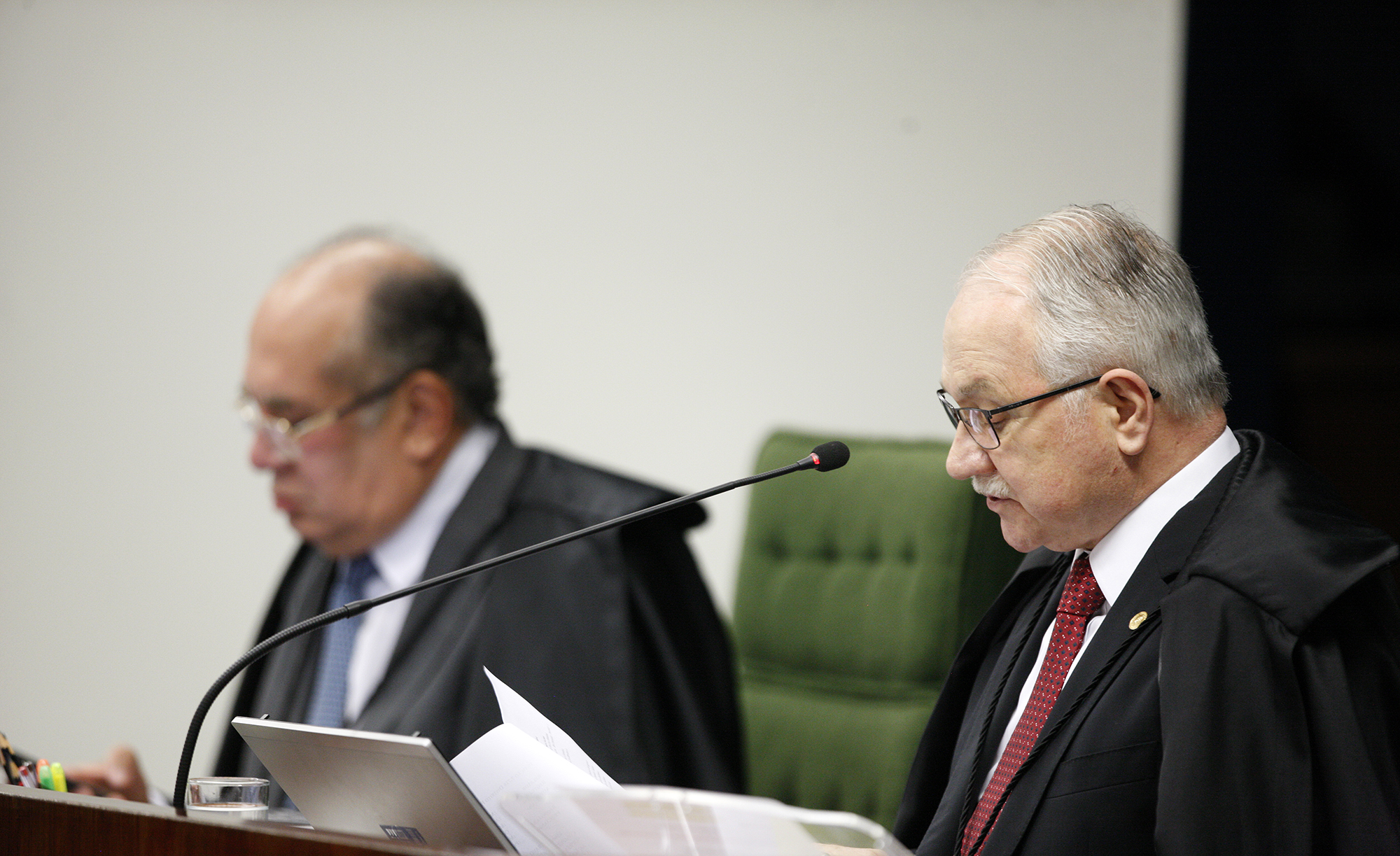 A indireta de Fachin