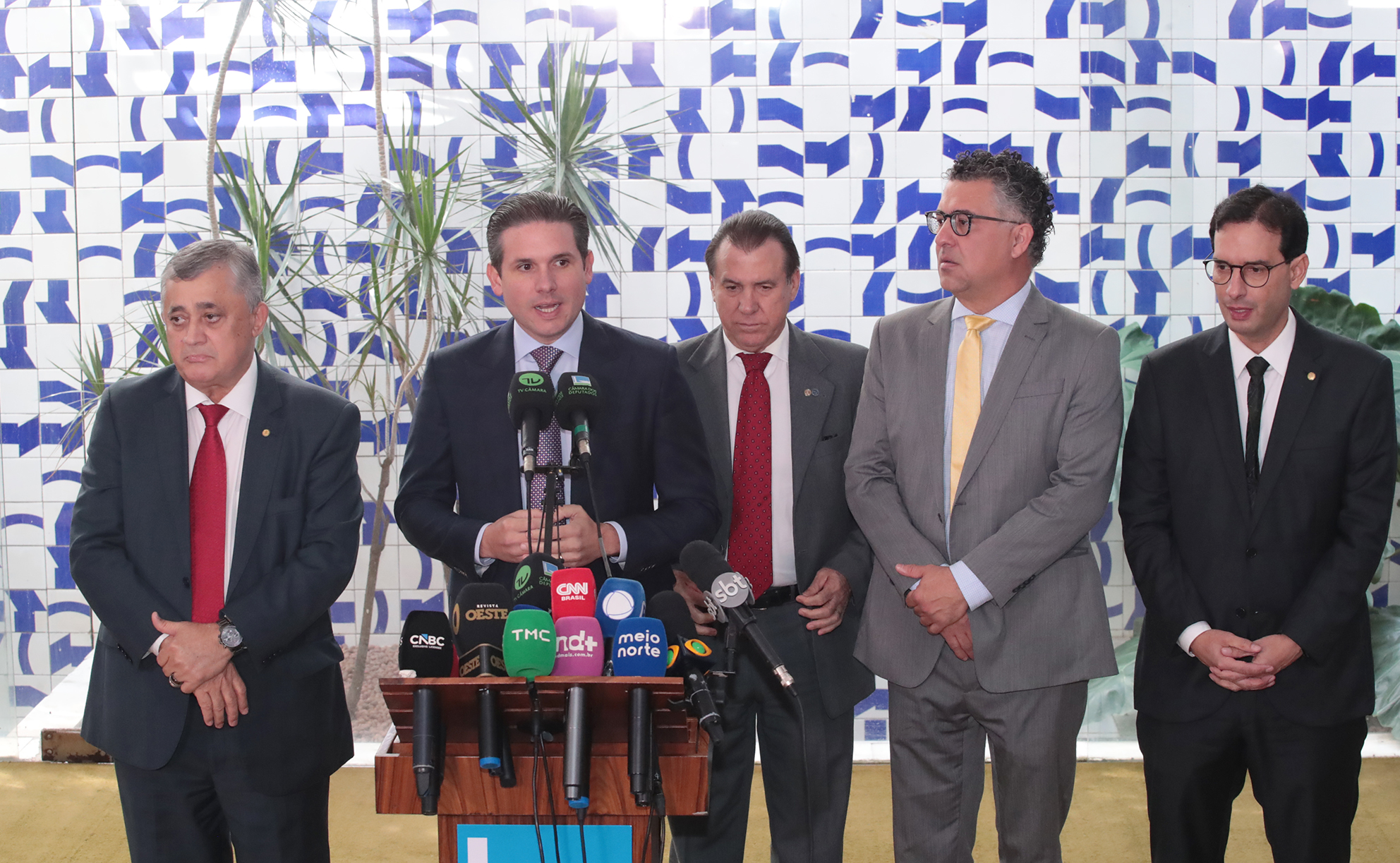 Um ano até o fim da 6×1