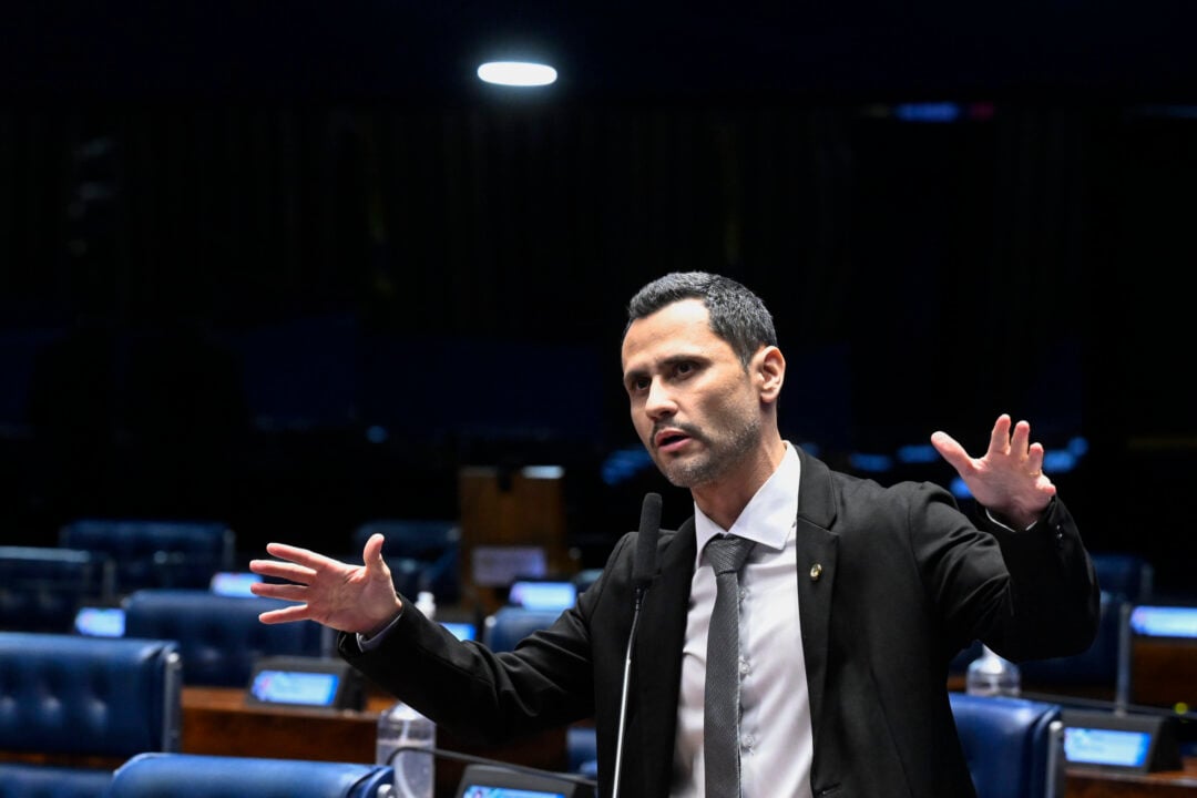Cleitinho só depois da Copa