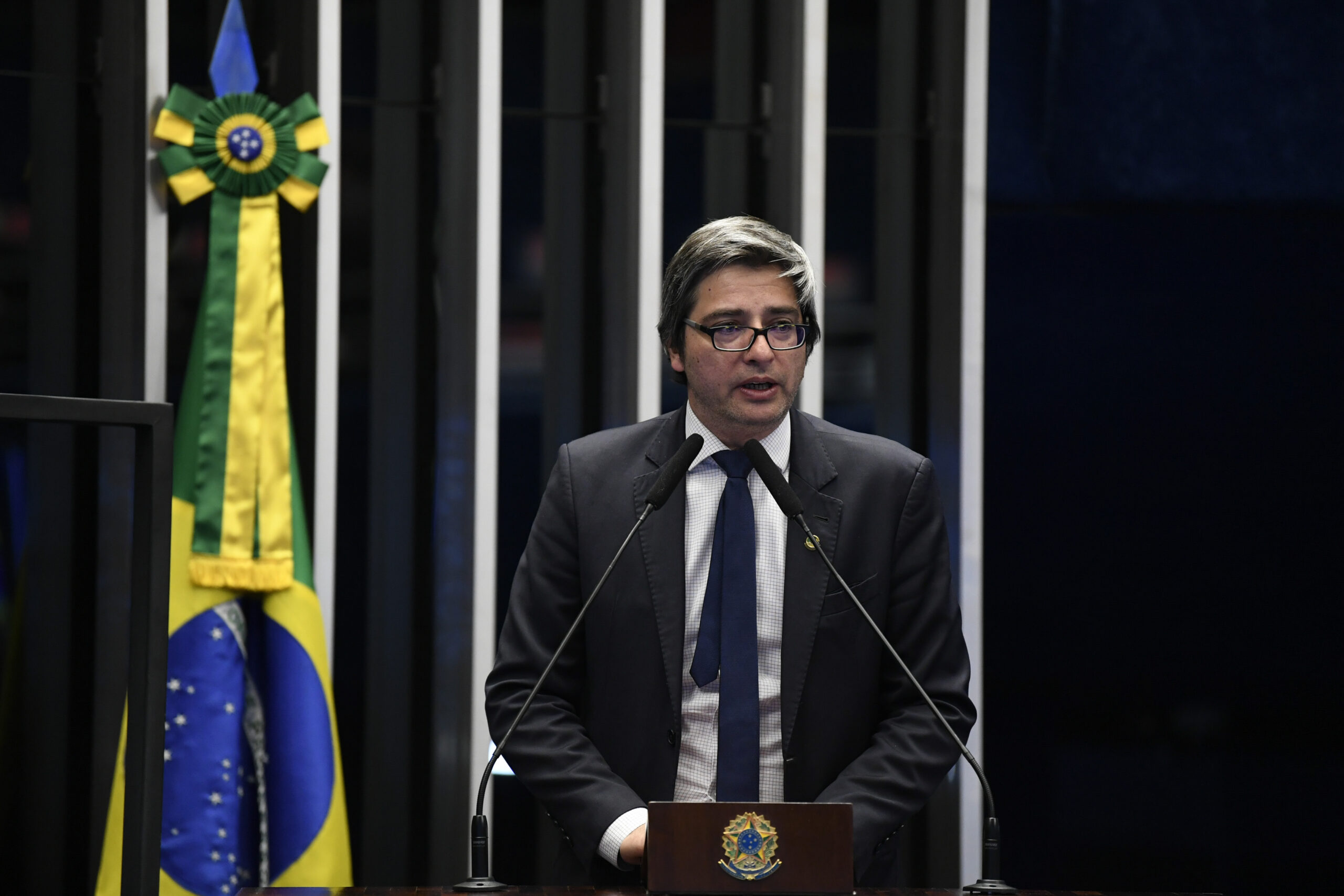 Portinho fica