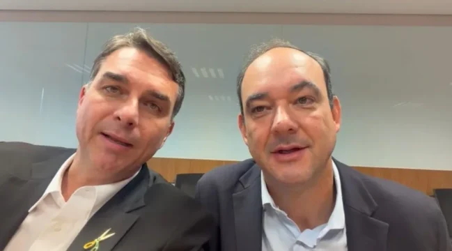 Sem Cleitinho, Flávio vai com Roscoe