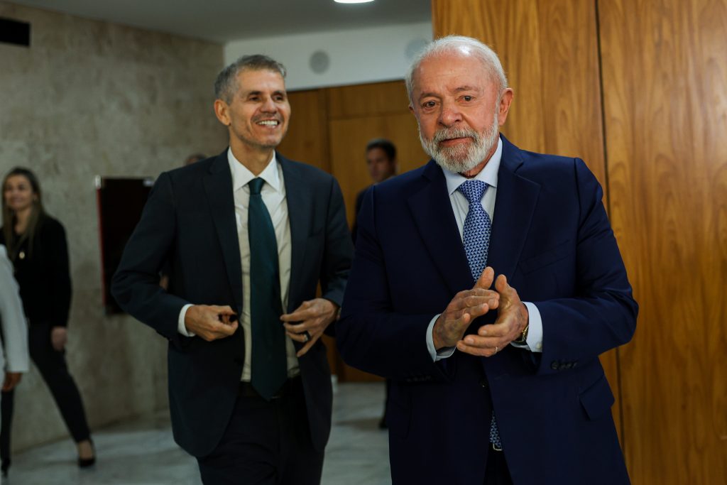 O racha na comunicação